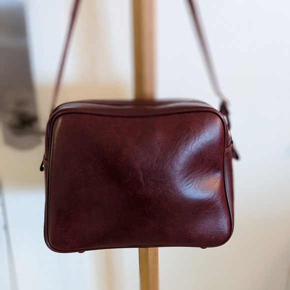 Vintage Impala II Weekender Style Bag - Picture 3 of 3